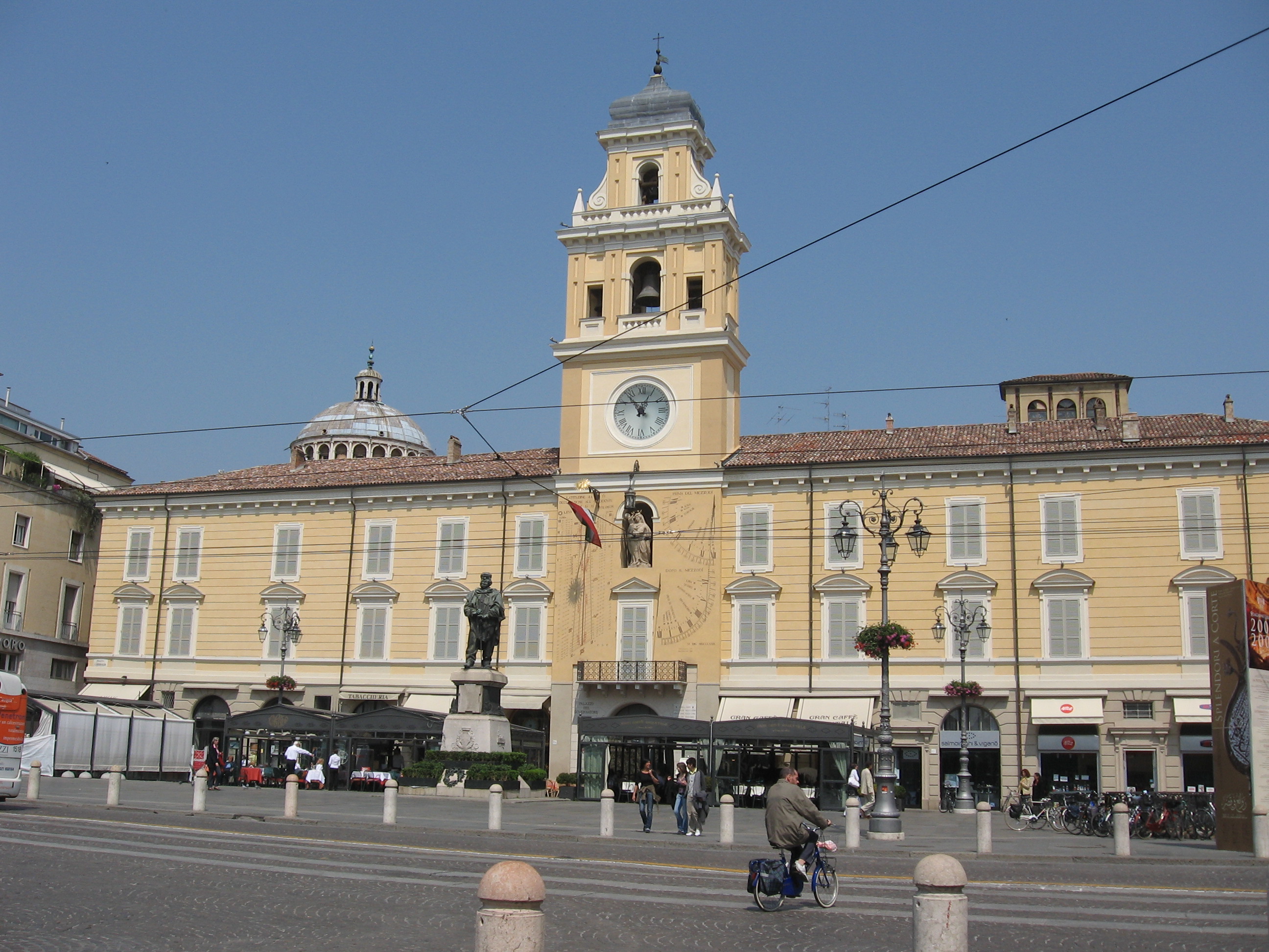 Parma_-_Palazzo_del_Governatore