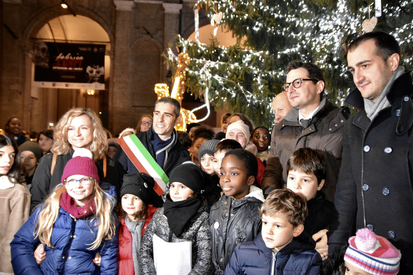 2017 12 08 Pizzarotti albero1