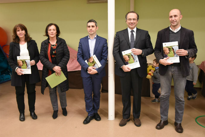 sindaco paci alinovi Fine lavori  nido Zucchero Filato e materna Zanguidi