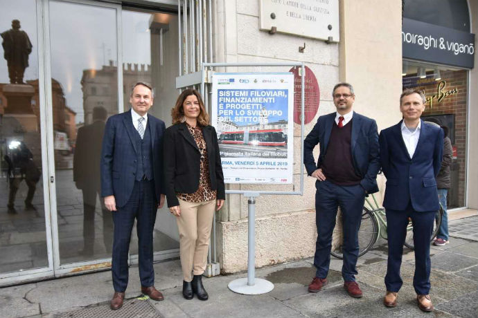 Benassi giornata filobus w