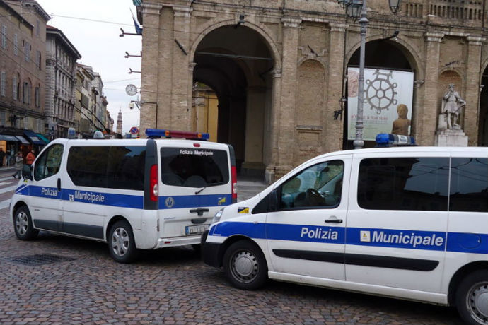 Polizia municipale w