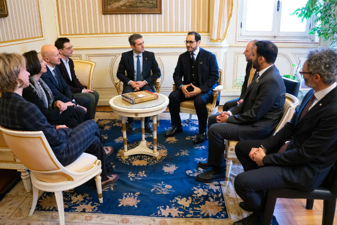 _Pizzarotti ambasciatore Al Shamsi w1.jpg