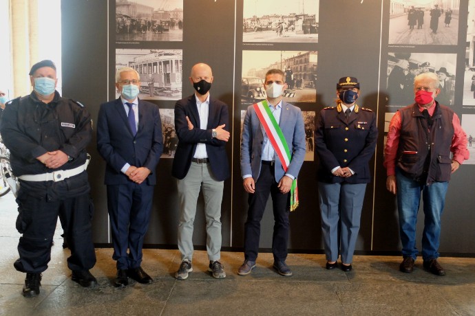 2021 06 05 sindaco casa mostra 200anniPL w.jpg