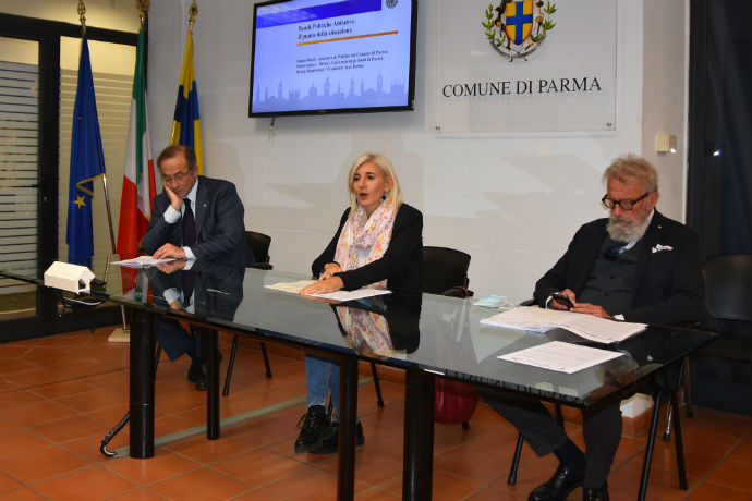 w1 Rossi bandi politiche abitative 2.jpg