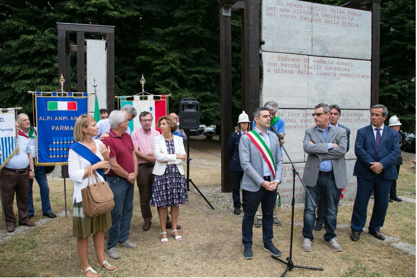 2016 08 05 Pizzarotti anniversario Barricate-4 w
