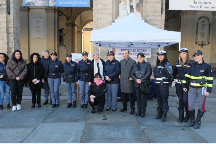 2019 03 08 paci banchetto 8 marzo w