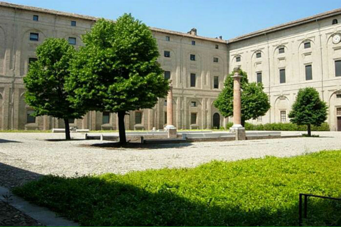 Piazzale della pace w