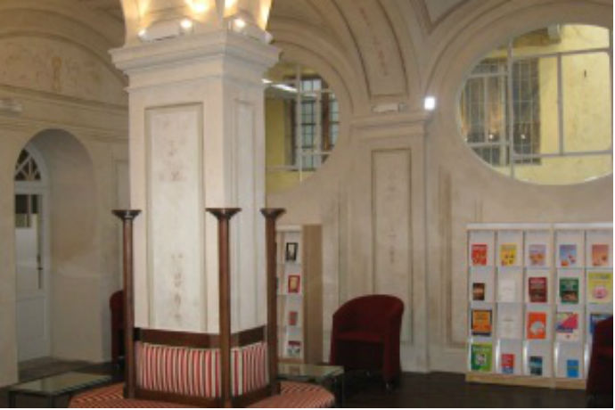 Biblioteca Internazionale Ilaria Alpi w